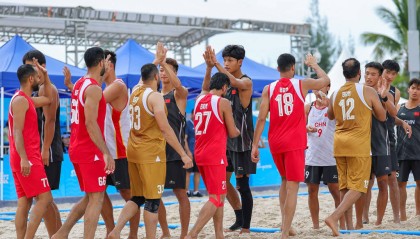 体坛联播｜皇马赢球先赛落后6分，切尔西遭遇联赛5连败