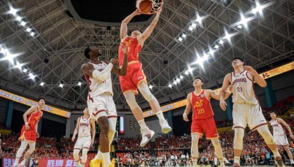 体坛联播｜曼联即将转正卡里克，国际米兰赢得双冠王